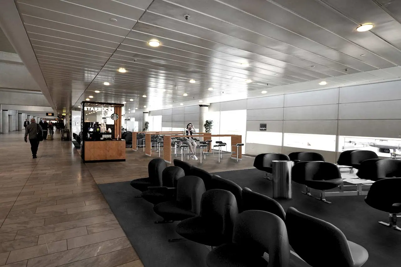 Renoveret lounge- og butiksområde i Finger B, Københavns Lufthavn